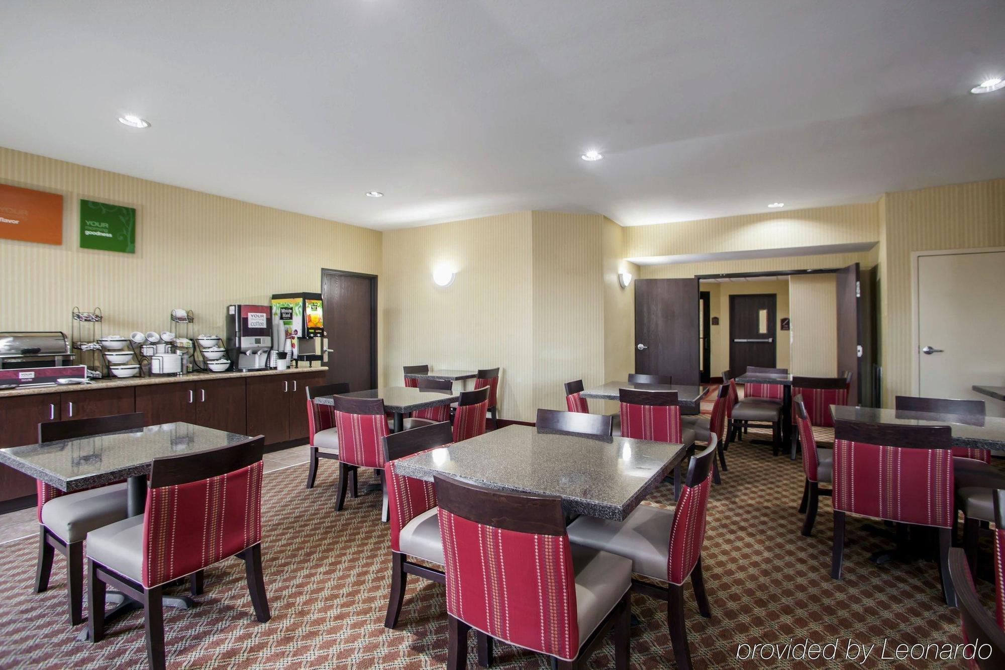 Comfort Inn & Suites Harrisonville Exterior photo