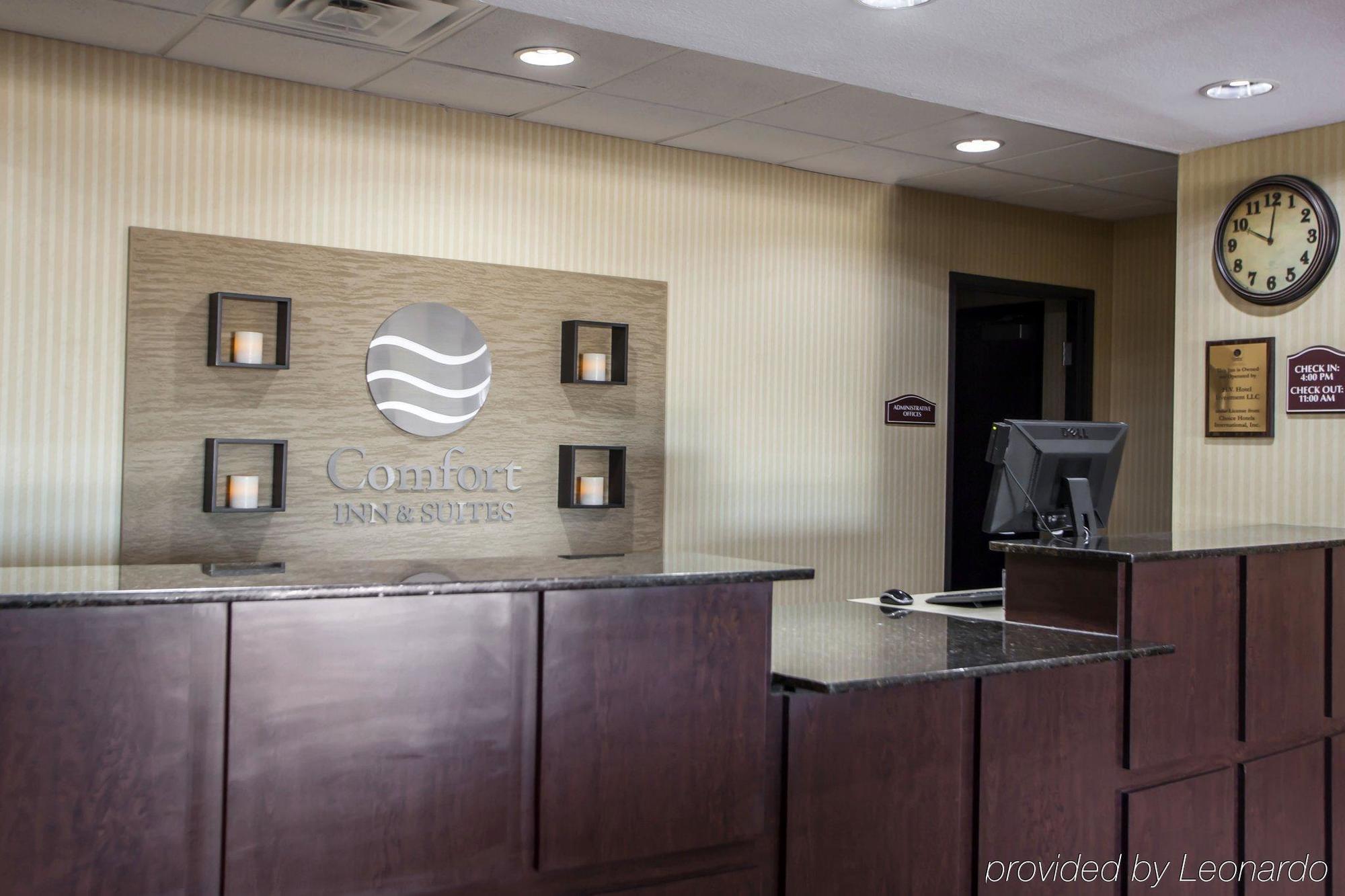 Comfort Inn & Suites Harrisonville Exterior photo